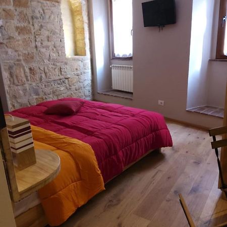 B&B Il Riposo Del Viandante San Quirico dʼOrcia Exteriör bild